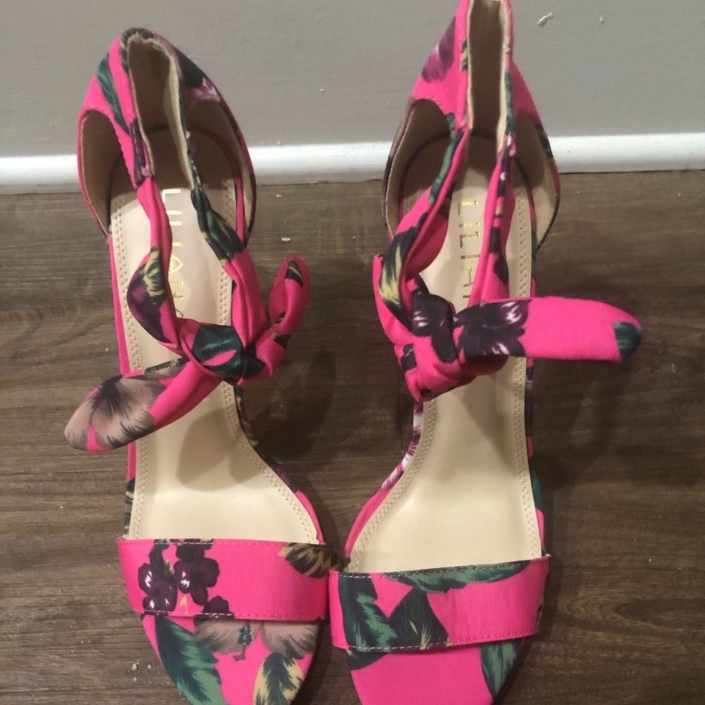 Flirty heels
